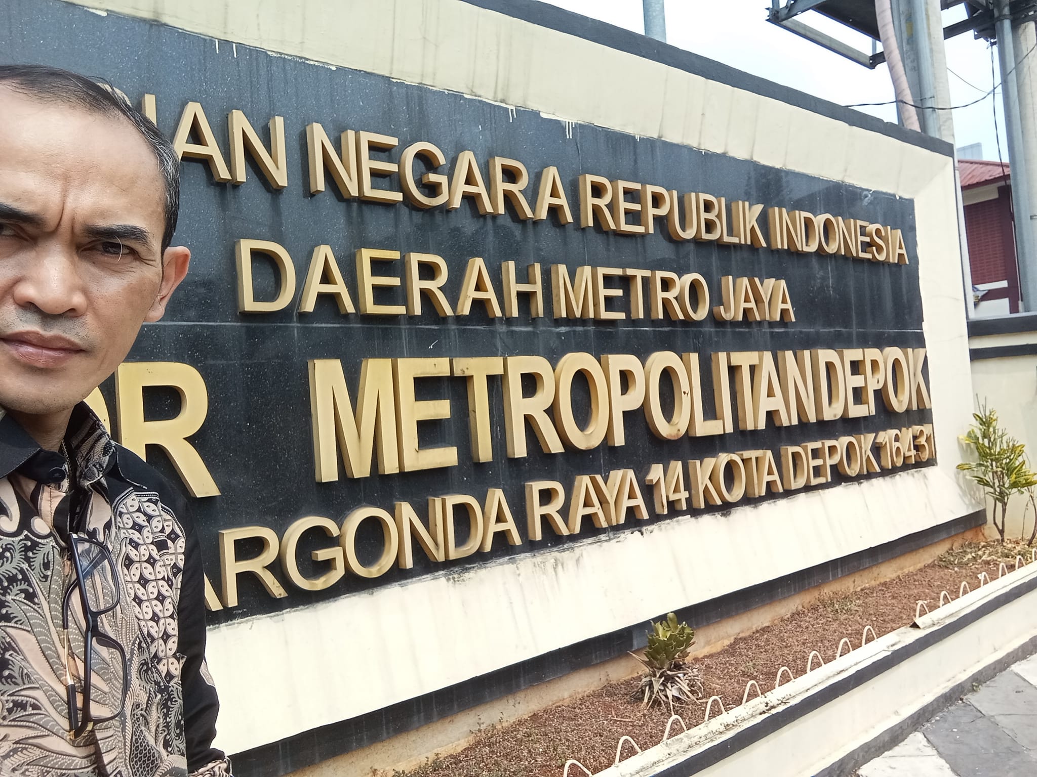 gambar03